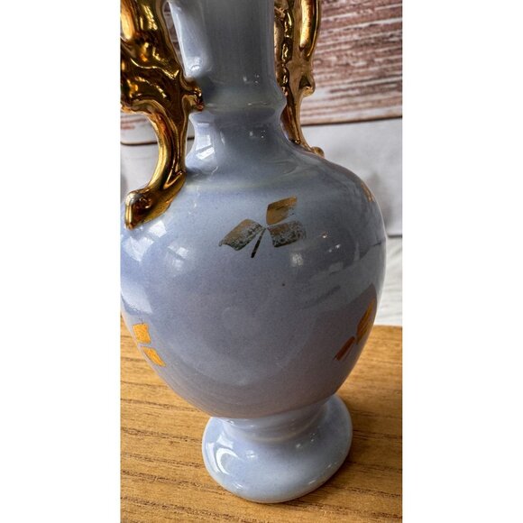 Vintage Light Blue Porcelain Vase With Gold Gilded Handles & Leaf Motif - Picture 6 of 11